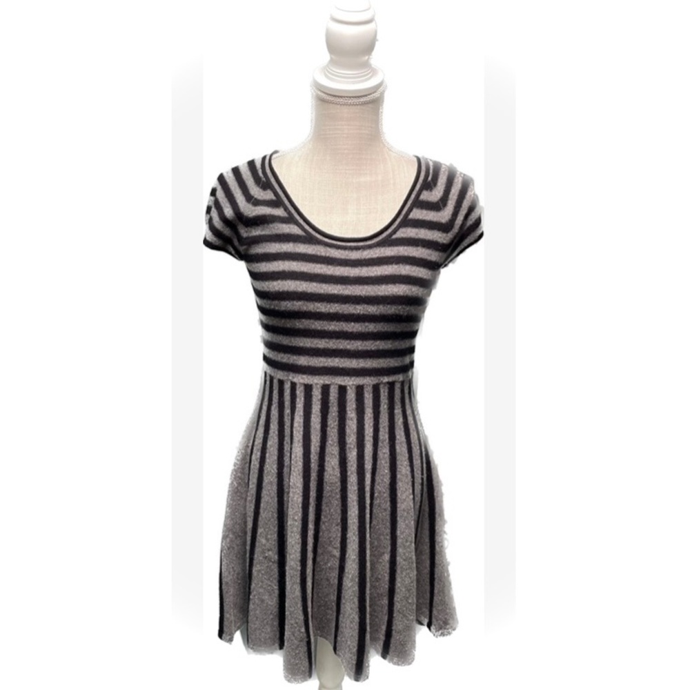 BCBG | M | Wool & Cashmere Charcoal Black Striped Sweater Dress NWOT OJN6C976